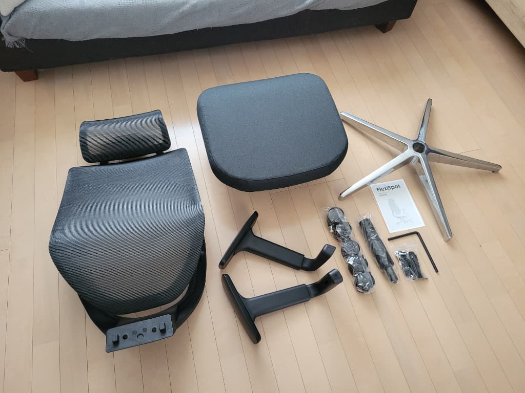 オフィスチェアFlexiSpot C2の付属品